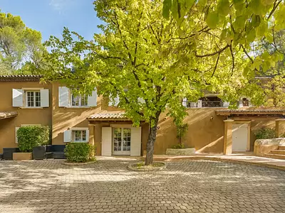 Maison, 353 m²