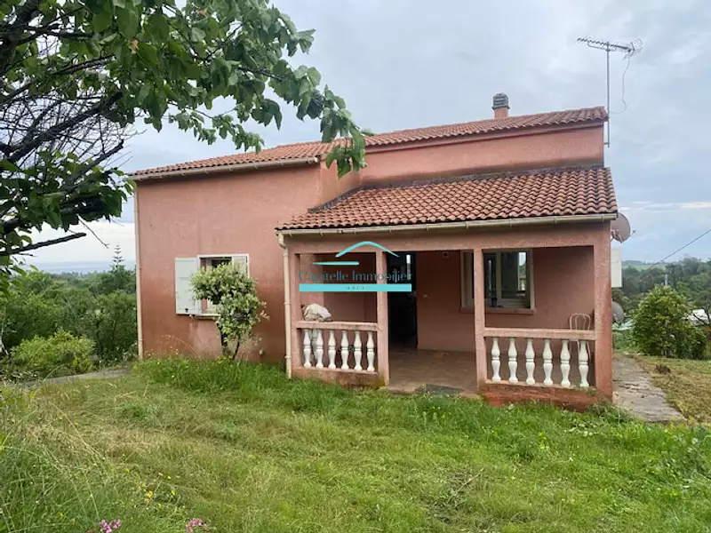 Maison, 180 m²