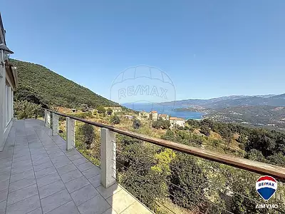Maison, 179 m²