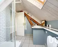 Maison, 248 m²