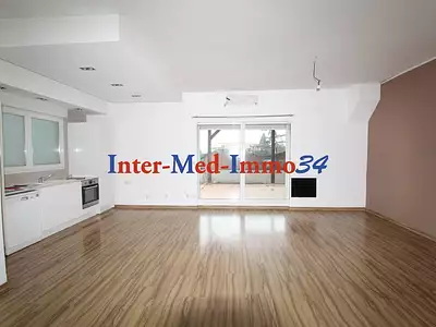 Immeuble, 275,18 m²