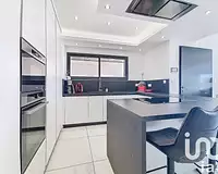 Maison, 235 m²