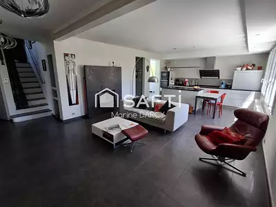 Maison, 219 m²