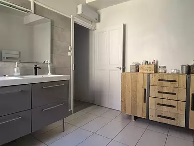 Maison, 166 m²