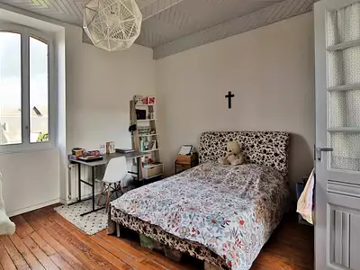 Maison, 240 m²