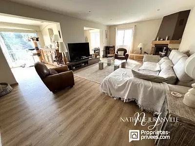 Maison, 207 m²