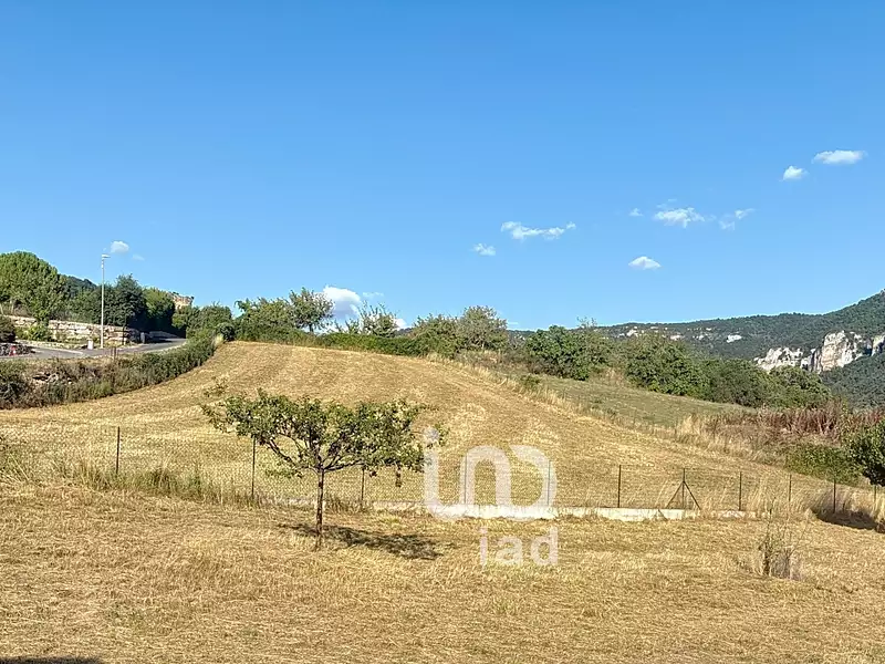 Terrain, 3 000 m²