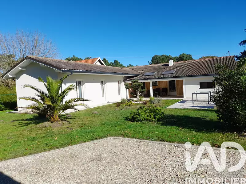 Maison, 140 m²