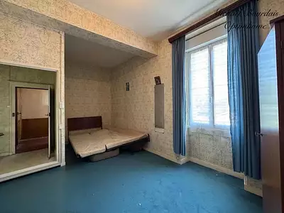 Maison, 196 m²
