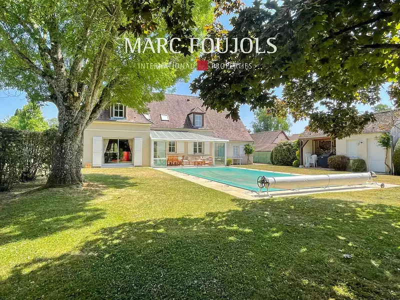 Maison, 180 m²