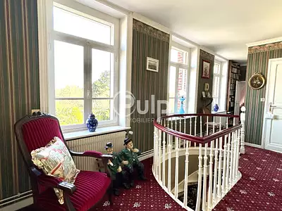 Maison, 240 m²