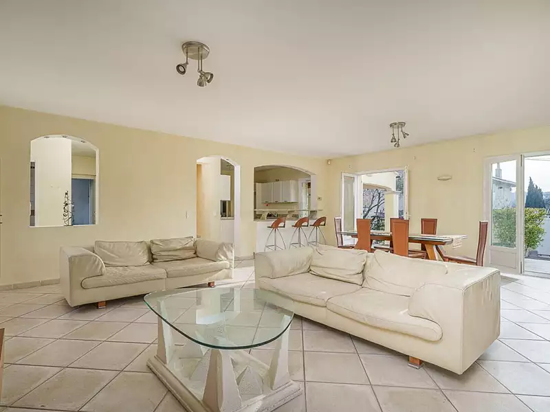 Maison, 200 m²