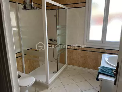 Maison, 176 m²