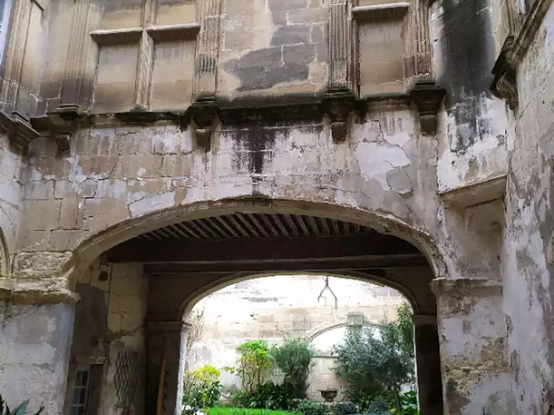 Maison, 1 250 m²