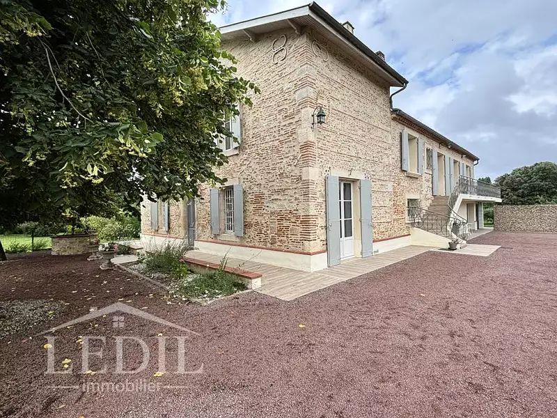 Maison, 300 m²