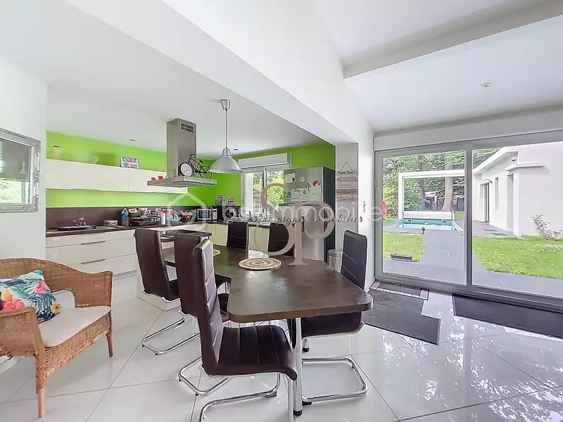 Maison, 116 m²