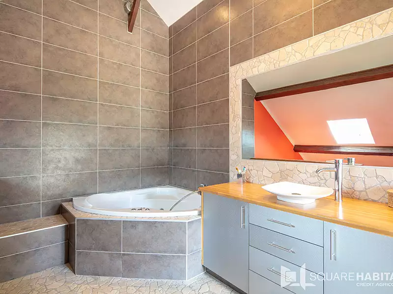 Maison, 395 m²
