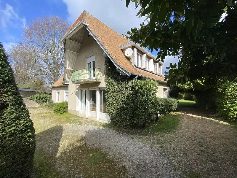Maison, 242 m²