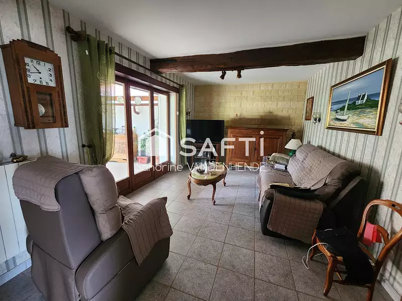 Maison, 176 m²