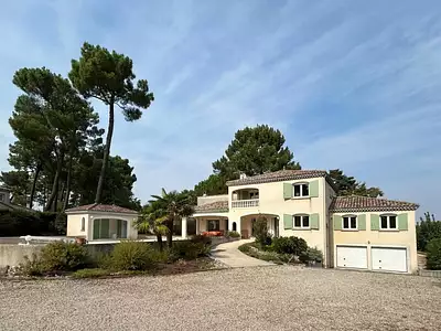 Maison, 190 m²