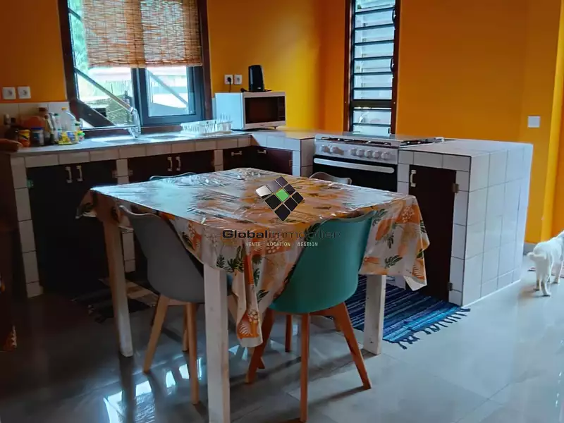 Maison, 130 m²