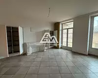 Immeuble, 492,13 m²