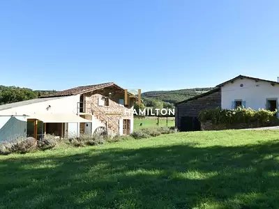 Maison, 245 m²