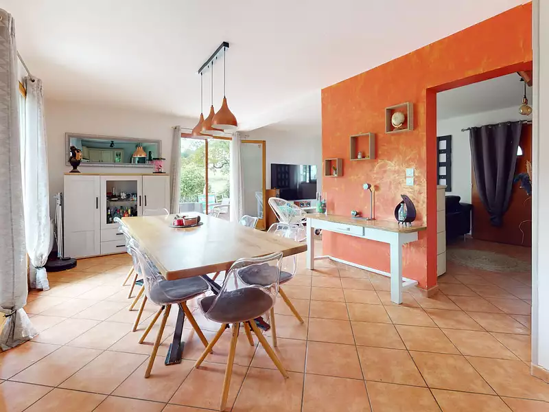 Maison, 105 m²