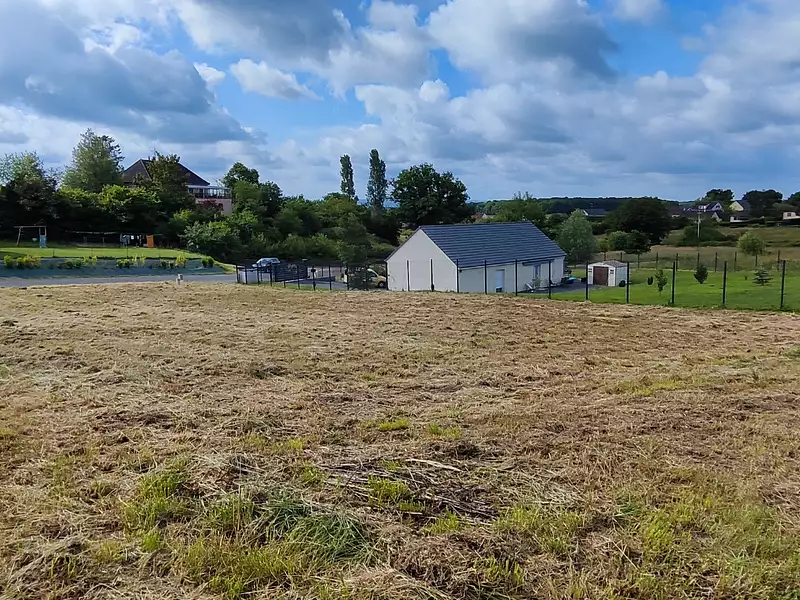 Terrain, 1 167 m²