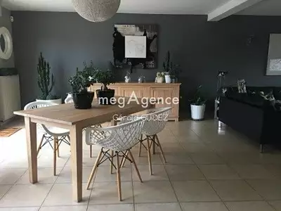 Maison, 145 m²