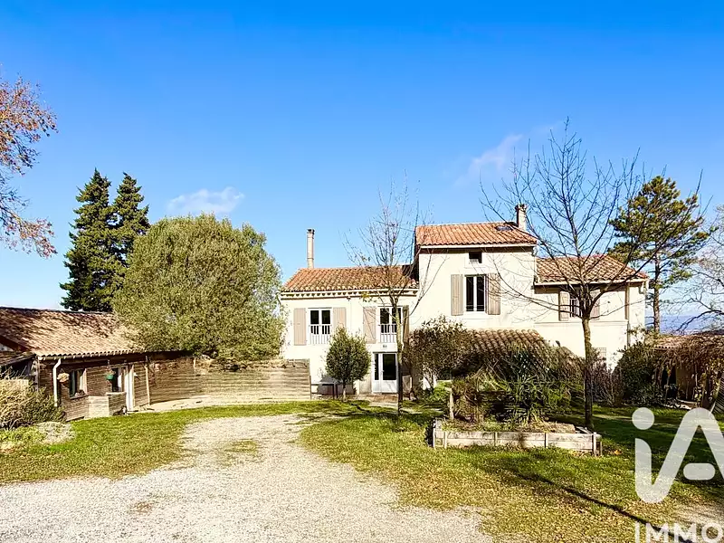 Maison, 280 m²