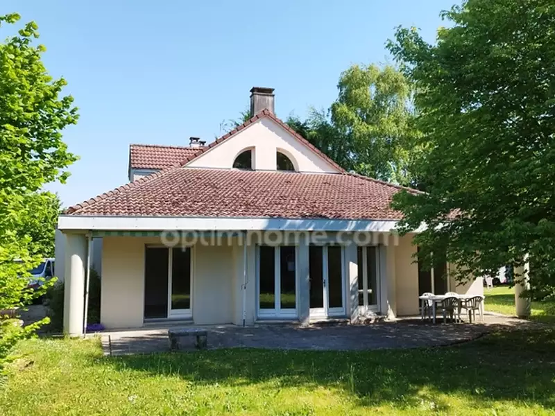 Maison, 168 m²