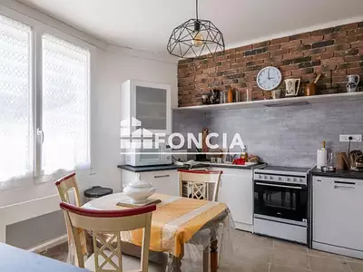 Maison, 77 m²