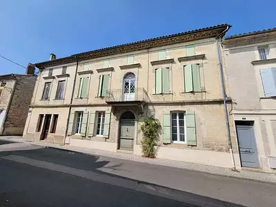Maison, 311 m²