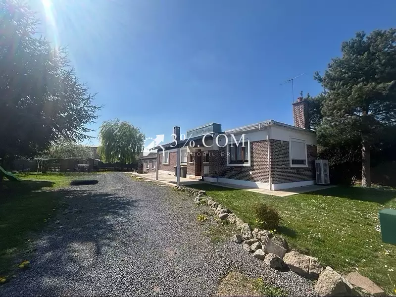 Maison, 166 m²