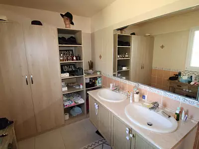 Maison, 252,11 m²