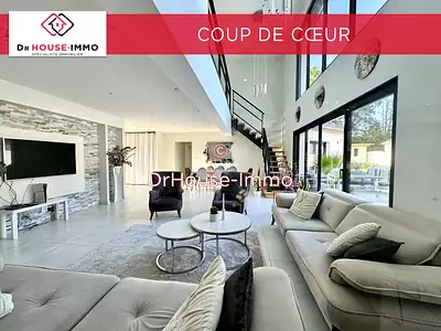 Maison, 250 m²