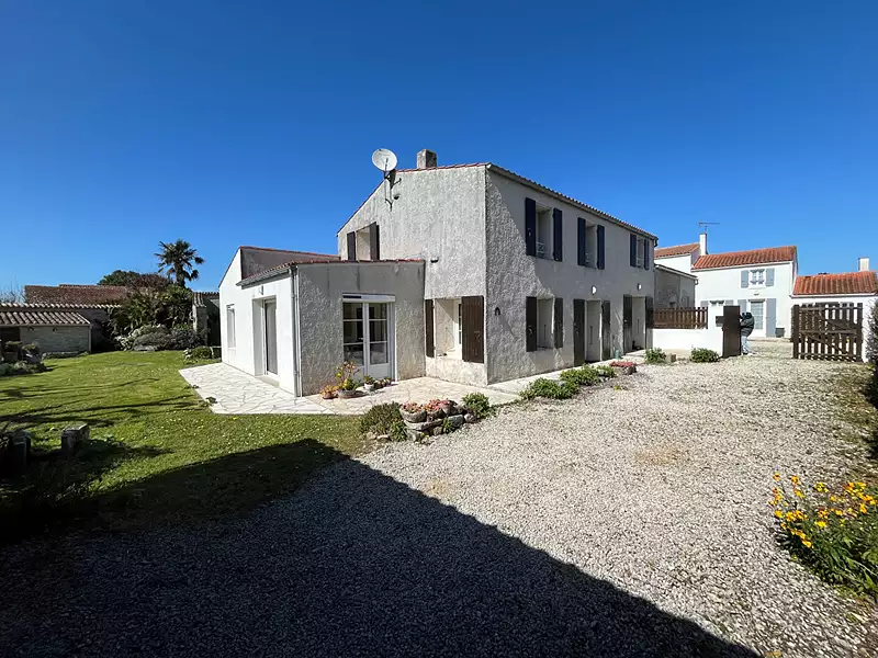 Maison, 140 m²