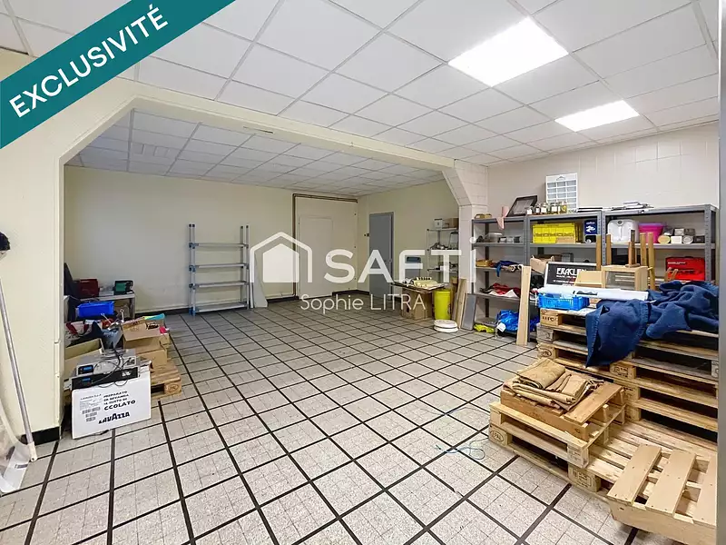 Divers, 256 m²