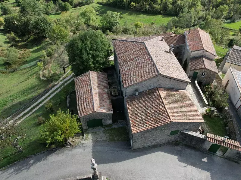 Maison, 243 m²