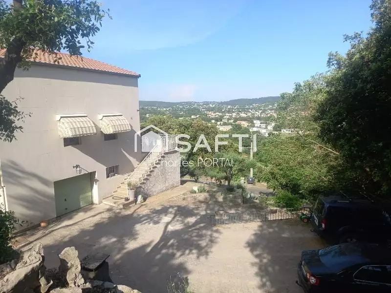 Maison, 140 m²