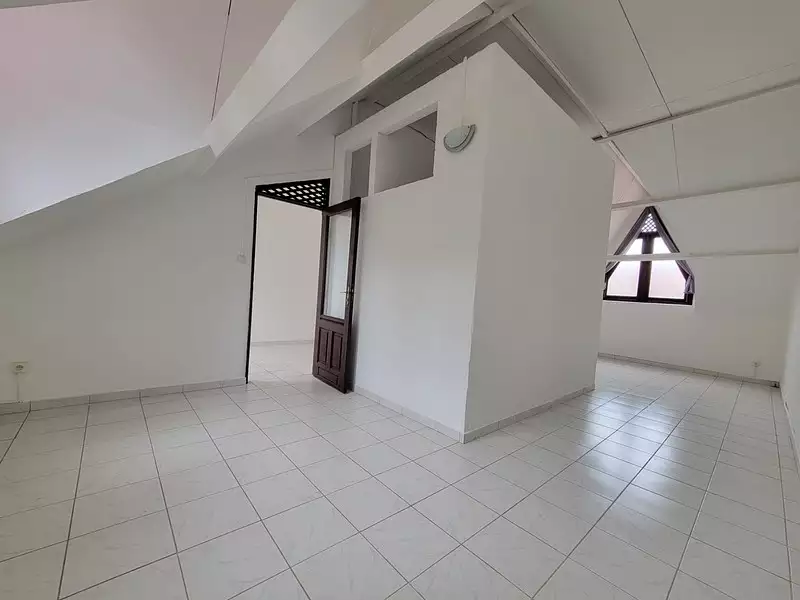 Immeuble, 298 m²
