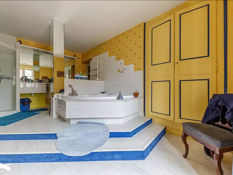 Maison, 227 m²