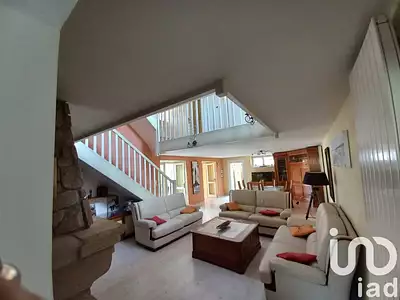Maison, 265 m²