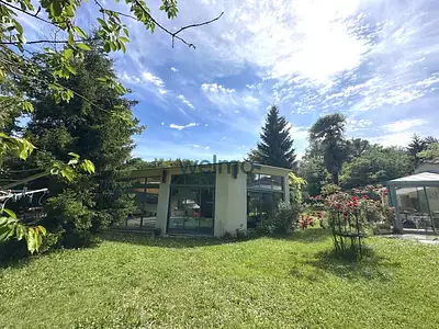 Maison, 242 m²