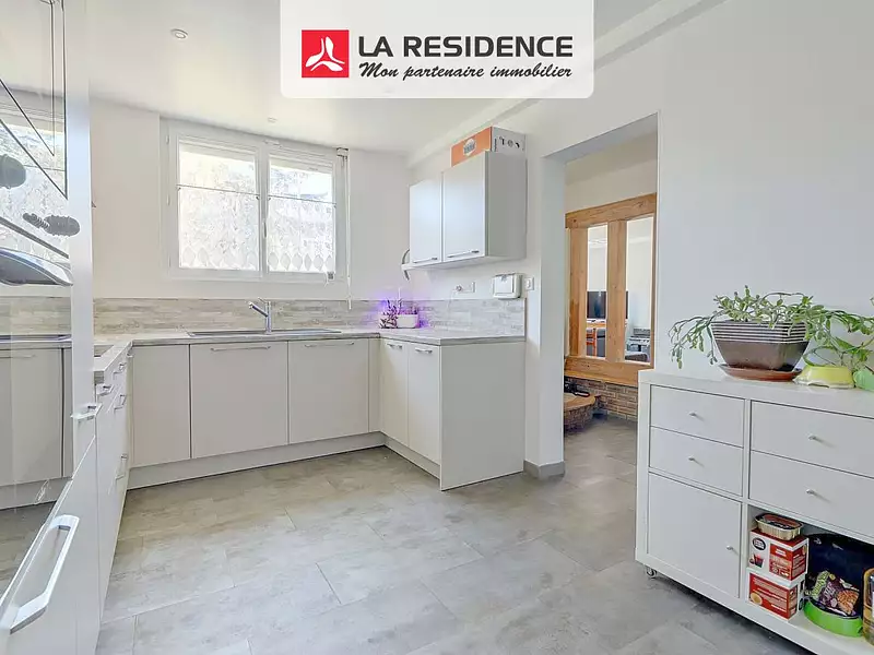 Maison, 99 m²