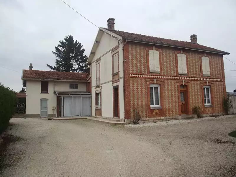 Maison, 156 m²