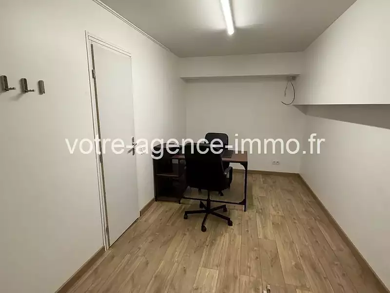 Divers, 70 m²