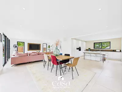 Maison, 203 m²