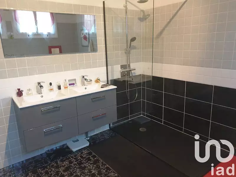 Maison, 137 m²